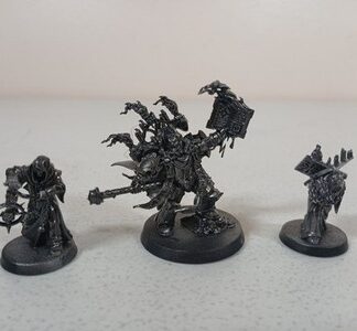Dark Apostle + 2 Disciples Primed Weighted Warhammer 40K Chaos Space Marines