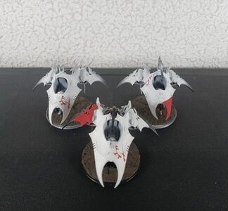 Venom Squad of 3x, 1x Missing Gun, With Stands Magnetized Drukhari
