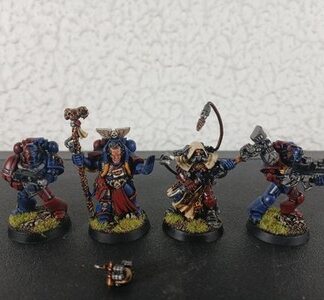 Apothecary, Chaplain Metal Painted + 2 Intercessors Ultramarines Warhammer 40K