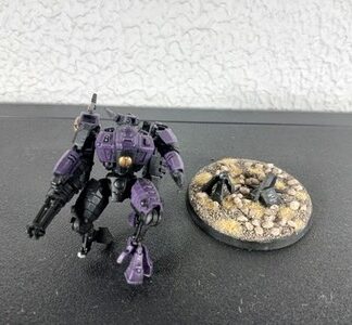 Commander in Battlesuit Painted Magnet Tau Empire Warhammer 40K Games Workshop