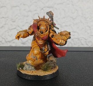 Captain in Gravis Armor Painted Magnet Iron Hands Space Marines Warhammer 40K GW