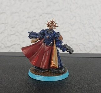 Captain with Power Fist Painted Magnet Ultramarines Space Marines Warhammer 40K