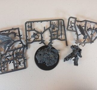Abaddon The Despoiler Chaos Space Marines World Eaters Warhammer 40K GW